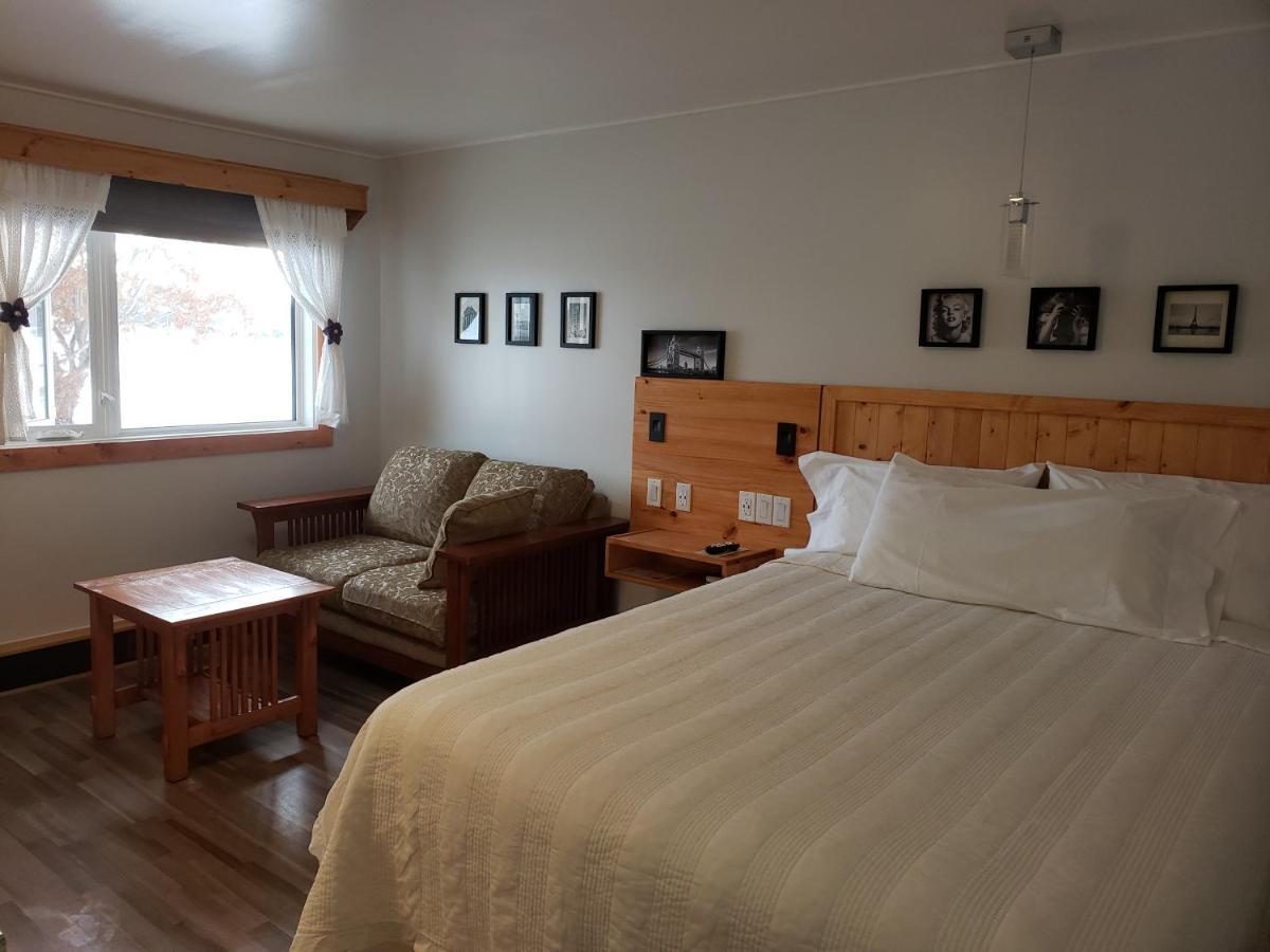 Quest Motel Whitewood Dış mekan fotoğraf